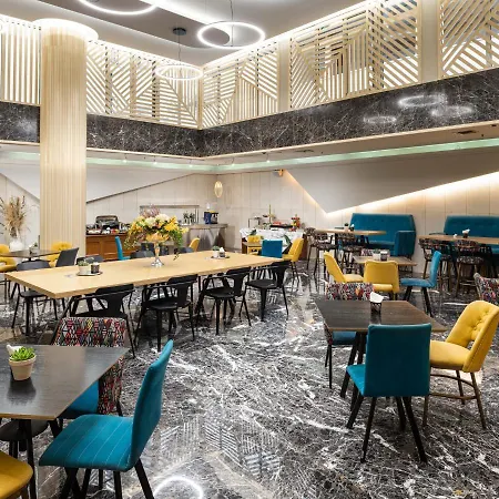 Hotel El Greco 3*